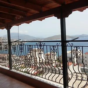 Elena , Sarandë Albanien